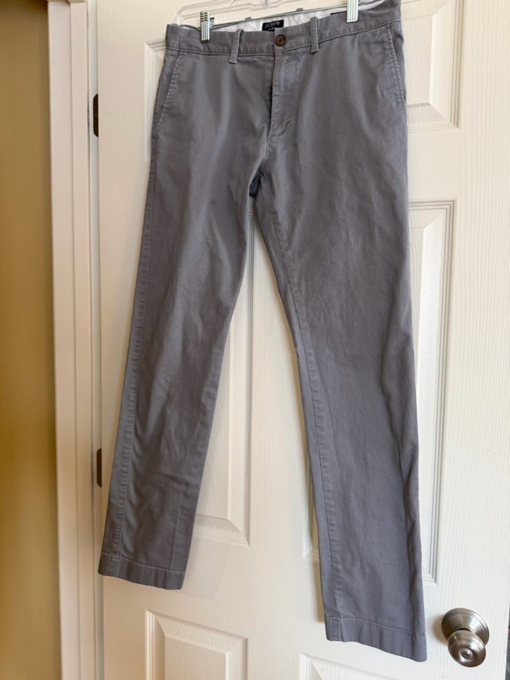J. Crew Men's Light Gray Chino Pants